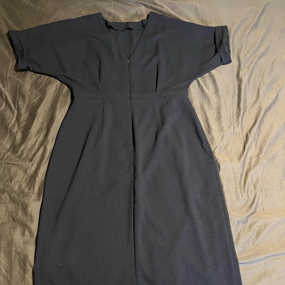 ASOS DESIGN tall wiggle midi dress in navy - Picture 2 of 7